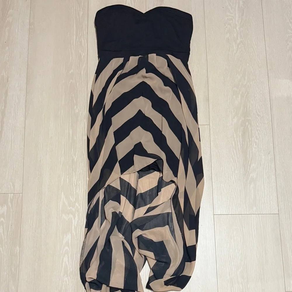 3/$10 Pompous Girly Strapless Y2K Black and Tan Chevron Dress - Picture 2 of 6